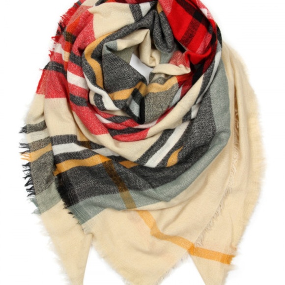 Vibrant Plaid Blanket Scarf - Picture 4 of 4